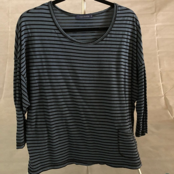 Striped scoop neck top. - Picture 1 of 3